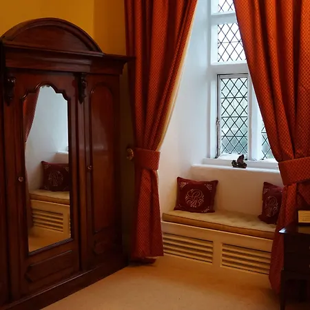 Hall Lantställe Moresby