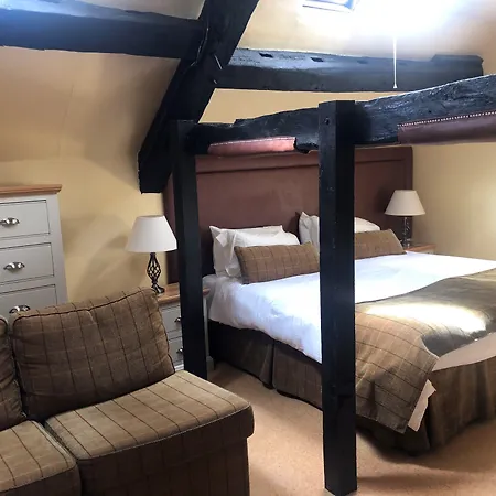 Lantställe Hall Moresby